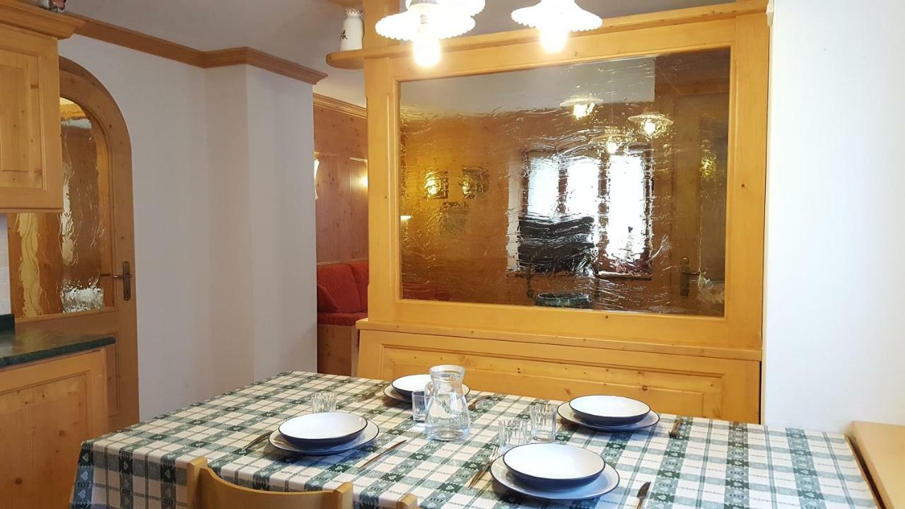 Casa Rossi Apartment Le Grazie  Luaran gambar