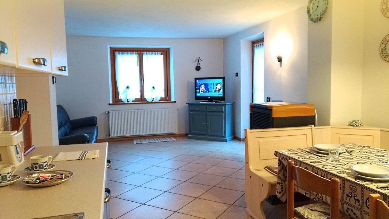 Casa Rossi Apartment Le Grazie  Luaran gambar