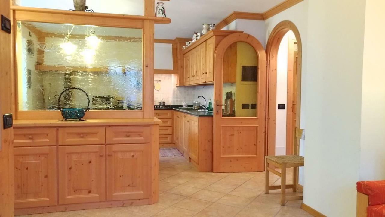 Casa Rossi Apartment Le Grazie  Luaran gambar