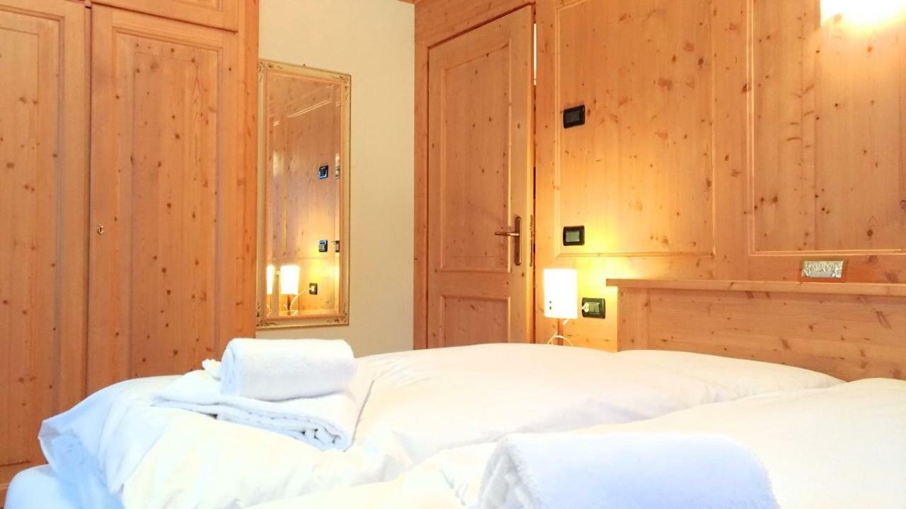 Casa Rossi Apartment Le Grazie  Luaran gambar
